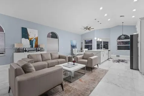 6952 NW 27th Court Margate FL 33063