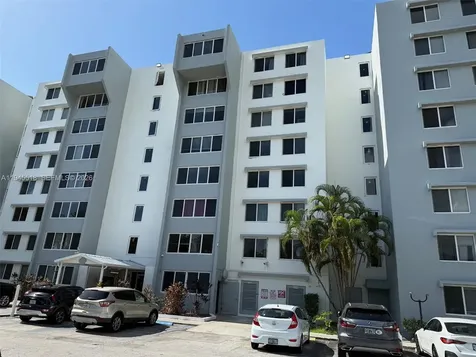 9001 SW 77th Avenue Miami FL 33156