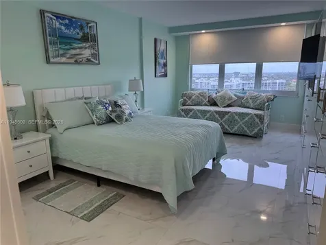 2501 S Ocean Drive Hollywood FL 33019