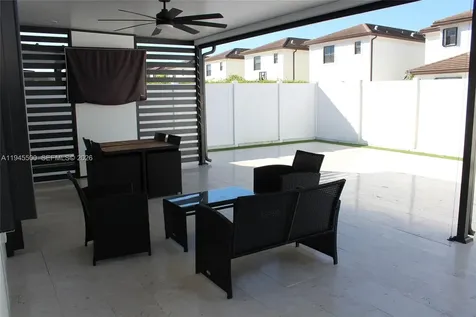 11024 W 35th Lane Hialeah FL 33018