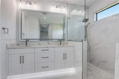 2406 SW 54th Lane Cape Coral FL 33914