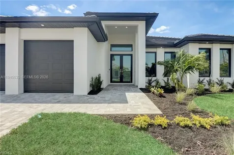 2406 SW 54th Lane Cape Coral FL 33914