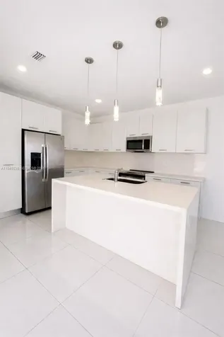 15808 SW 136th Way Miami FL 33196