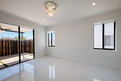 15808 SW 136th Way Miami FL 33196