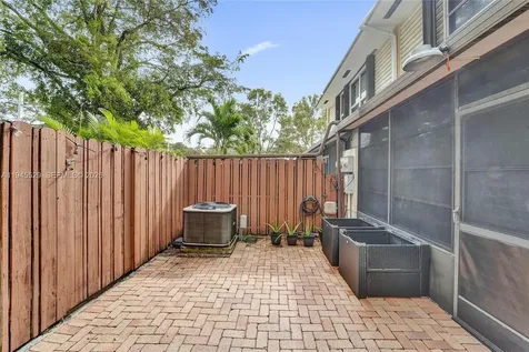 3301 Raleigh Street Hollywood FL 33021