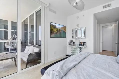 18201 Collins Avenue Sunny Isles Beach FL 33160