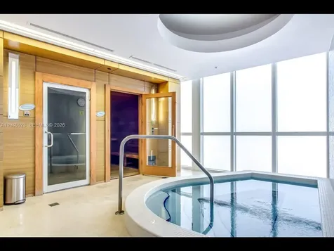 18201 Collins Avenue Sunny Isles Beach FL 33160