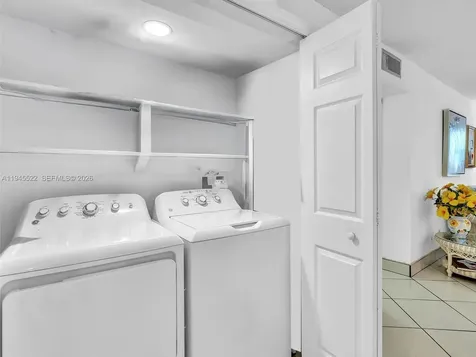 1750 W 46th Street Hialeah FL 33012