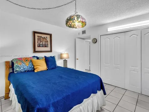 1750 W 46th Street Hialeah FL 33012