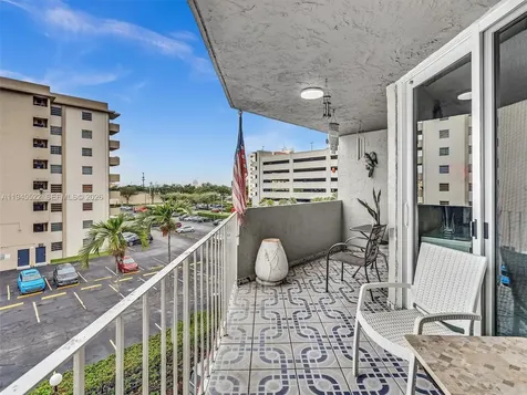 1750 W 46th Street Hialeah FL 33012