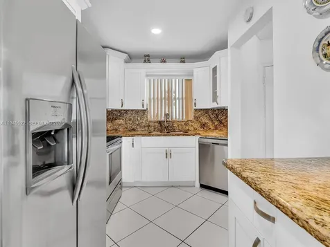 1750 W 46th Street Hialeah FL 33012
