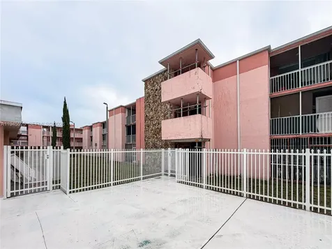 19761 SW 114th Avenue Miami FL 33157