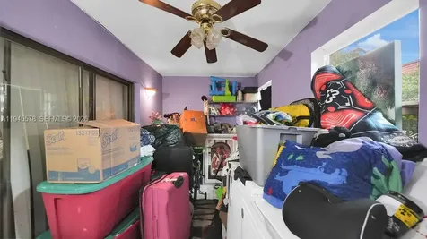 6 Spinning Wheel Lane Tamarac FL 33319