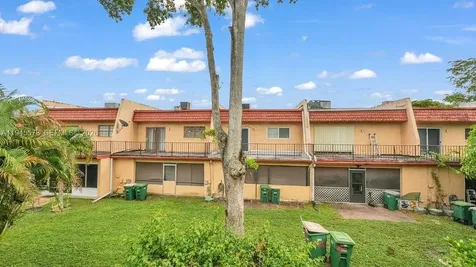 6 Spinning Wheel Lane Tamarac FL 33319