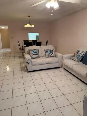 2850 Somerset Drive Lauderdale Lakes FL 33311