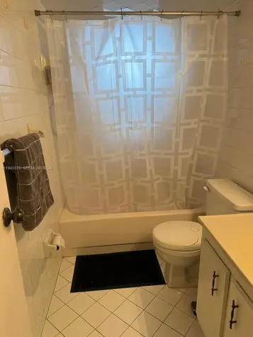 2850 Somerset Drive Lauderdale Lakes FL 33311