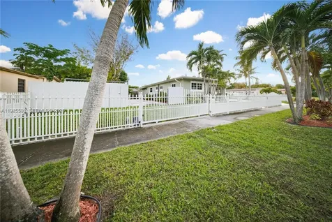 300 NE 175th Street North Miami Beach FL 33162