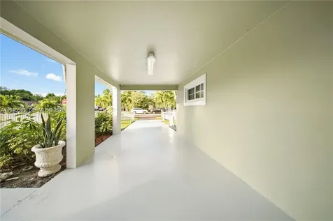 300 NE 175th Street North Miami Beach FL 33162