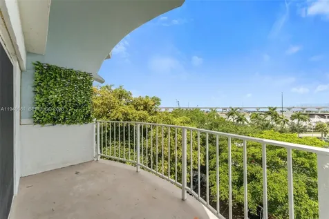 482 NW 165th Street Road Miami FL 33169