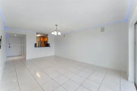 482 NW 165th Street Road Miami FL 33169