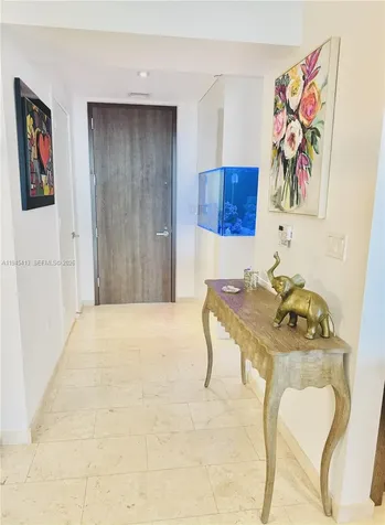 68 SE 6th Street Miami FL 33131