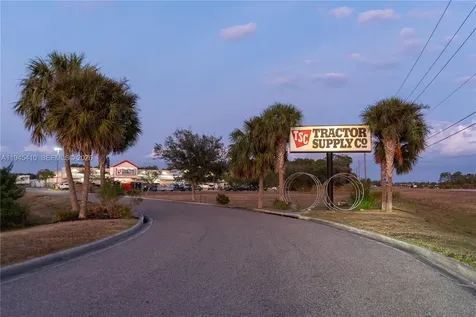 2549 W State Road 80 La Belle FL 33935