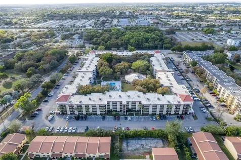 2601 NW 48th Terrace Lauderdale Lakes FL 33313
