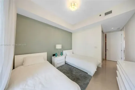 16001 Collins Avenue Sunny Isles Beach FL 33160