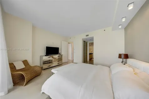 16001 Collins Avenue Sunny Isles Beach FL 33160