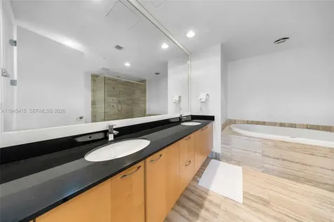 16001 Collins Avenue Sunny Isles Beach FL 33160