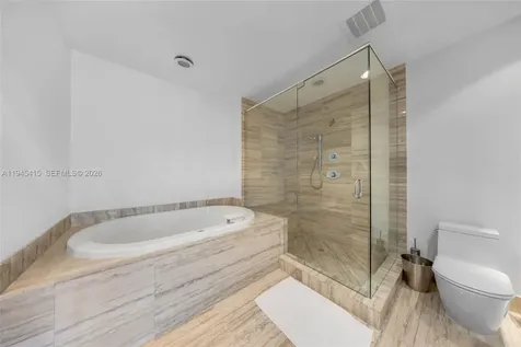 16001 Collins Avenue Sunny Isles Beach FL 33160