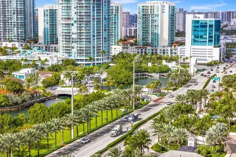 16001 Collins Avenue Sunny Isles Beach FL 33160