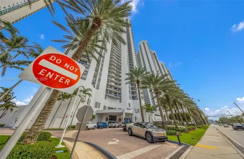 16001 Collins Avenue Sunny Isles Beach FL 33160