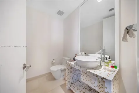 16001 Collins Avenue Sunny Isles Beach FL 33160