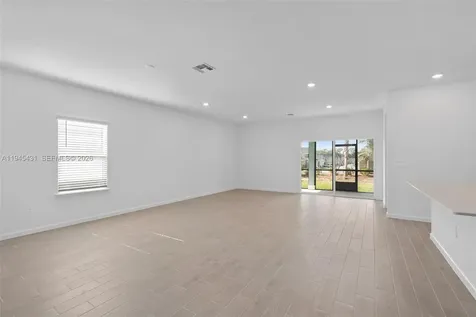 8934 SW 69th Terrace Ocala FL 34476