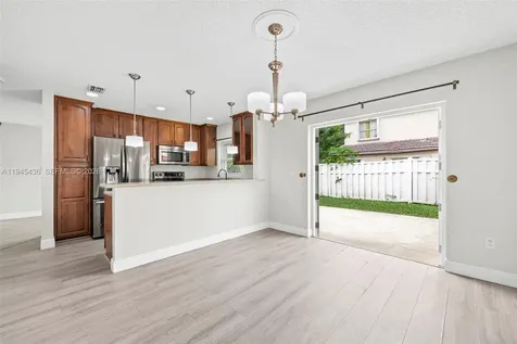 134 NW 117th Avenue Coral Springs FL 33071