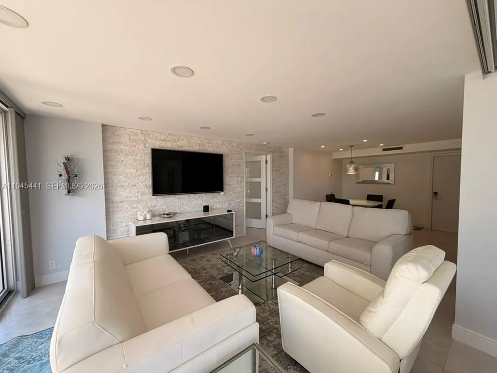 531 N Ocean Boulevard Pompano Beach FL 33062