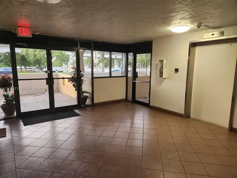 5201 Orduna Drive Coral Gables FL 33146
