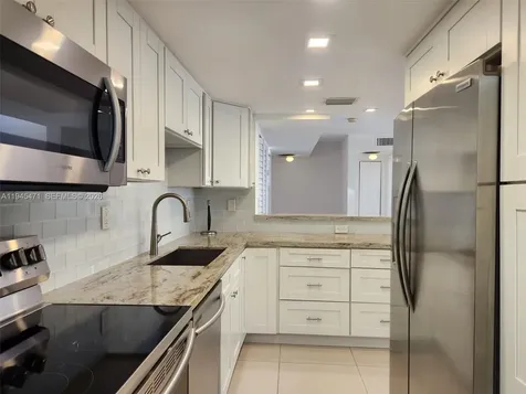 5201 Orduna Drive Coral Gables FL 33146