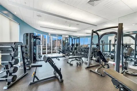 185 SW 7th Street Miami FL 33130