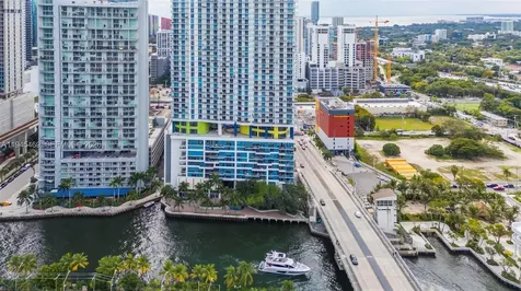 185 SW 7th Street Miami FL 33130