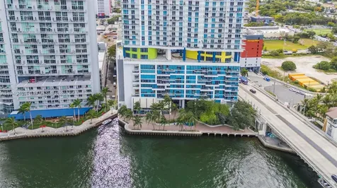 185 SW 7th Street Miami FL 33130