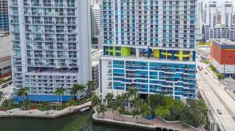 185 SW 7th Street Miami FL 33130