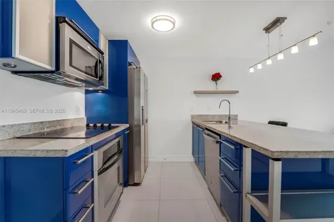 185 SW 7th Street Miami FL 33130