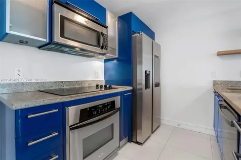 185 SW 7th Street Miami FL 33130