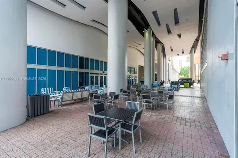 185 SW 7th Street Miami FL 33130
