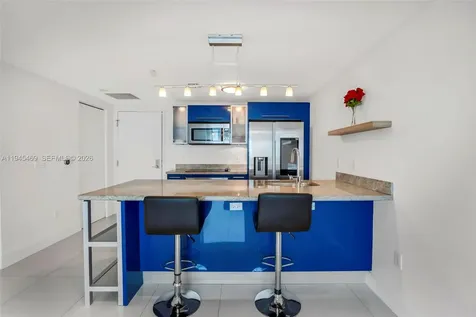 185 SW 7th Street Miami FL 33130