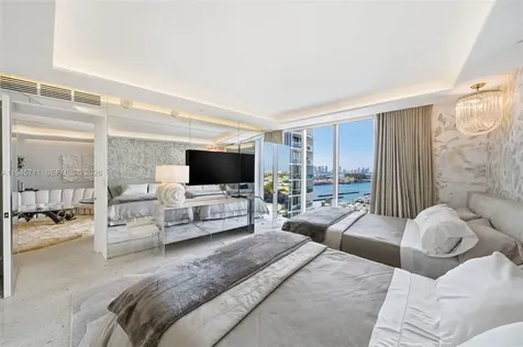 1000 S Pointe Drive Miami Beach FL 33139