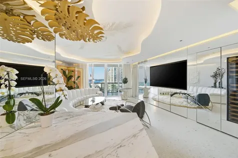 1000 S Pointe Drive Miami Beach FL 33139