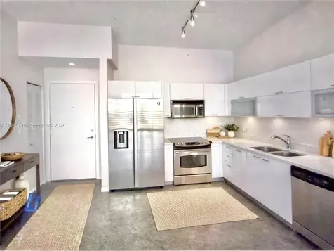 133 NE 2nd Avenue Miami FL 33132